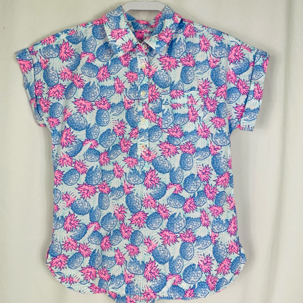 NWT Vineyard Vines Pineapple popover